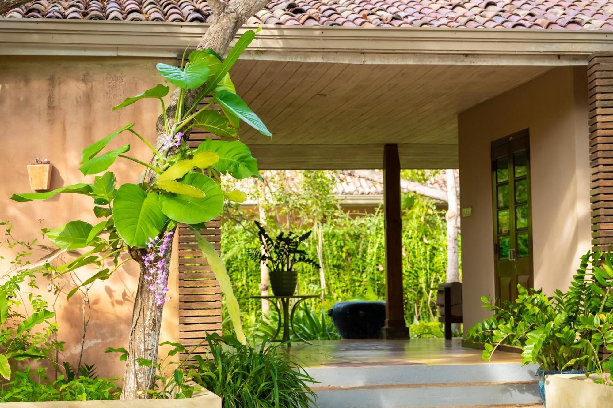 Nikara Luxury Beach House Tissamaharama Exterior photo